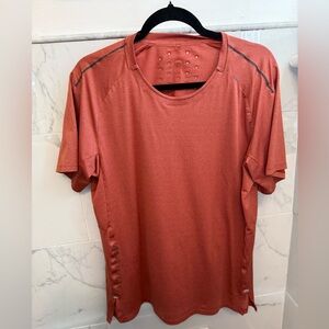 License to train lululemon men’s shirt